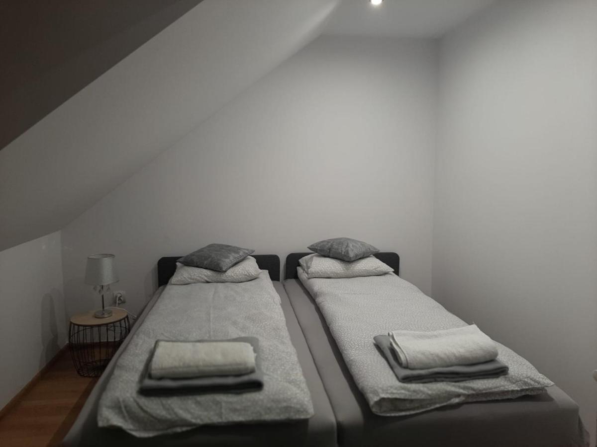 Dom Pod Mareszka Bed & Breakfast Bartne Exterior foto